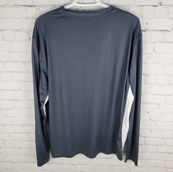 13 FISHING | lightweight performance long sleeve shirt - Picture 3 of 5